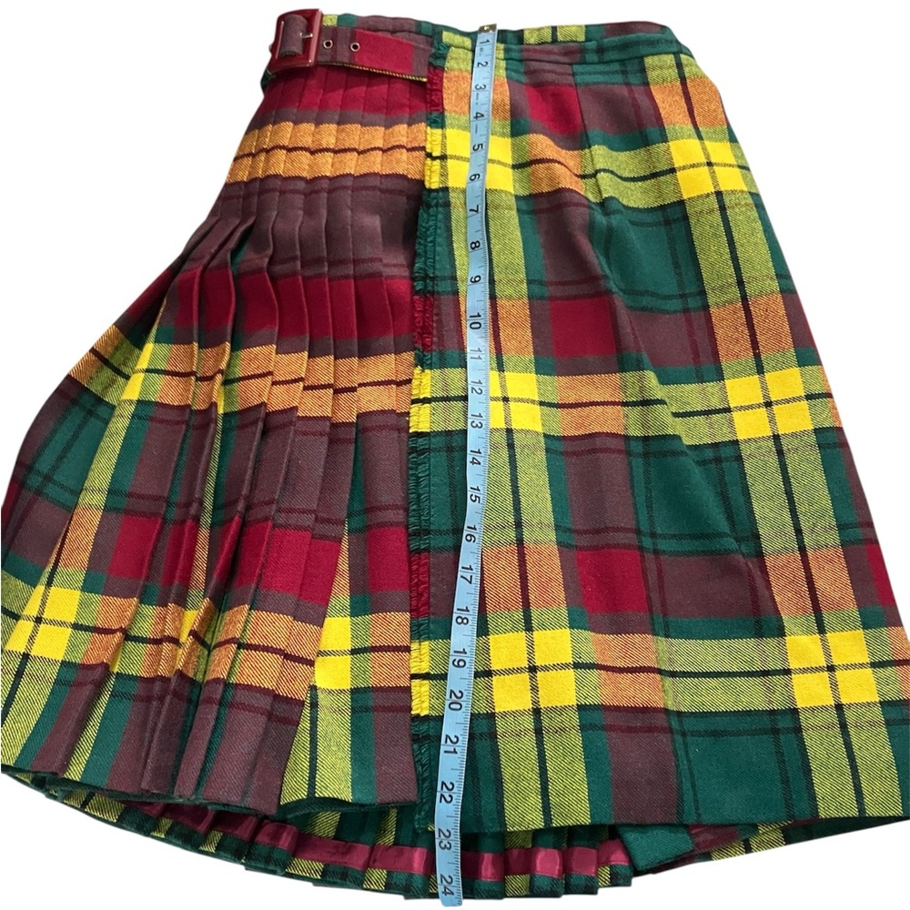 Gorgeous Heavy Scottish Plaid Kilt - Picture 11 of 11